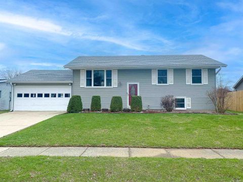 Photo of 5914 MONONA Drive, Kokomo, IN 46902 (MLS # 202608613)
