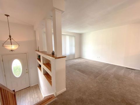 Tiny photo for 5914 MONONA Drive, Kokomo, IN 46902 (MLS # 202608613)