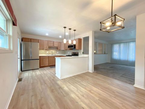 Tiny photo for 5914 MONONA Drive, Kokomo, IN 46902 (MLS # 202608613)