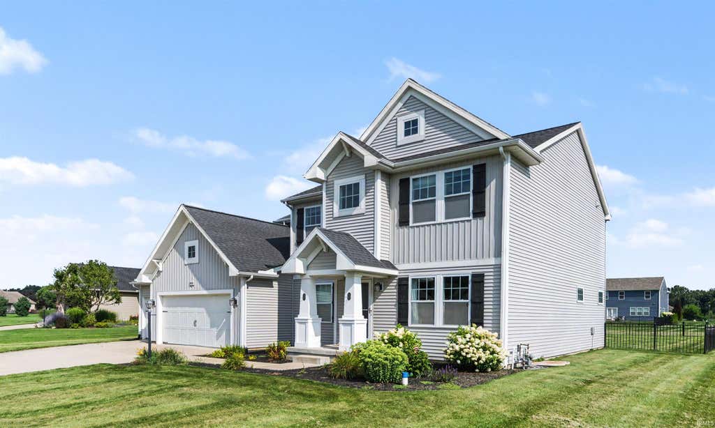 Photo of 28581 Twain Drive, Elkhart, IN 46514 (MLS # 202632261)