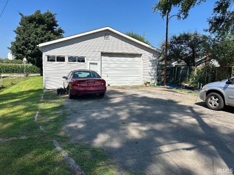 Tiny photo for 2314 N Webster Street, Kokomo, IN 46901 (MLS # 202531059)