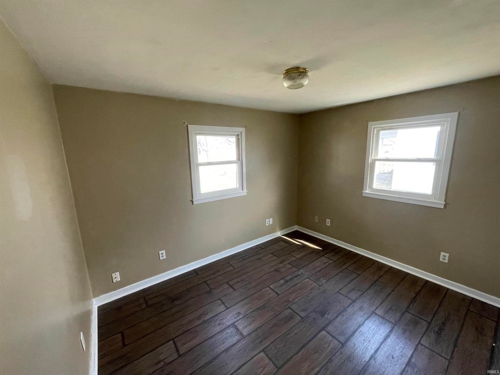 Photo of 319 E Poplar Street, Kokomo, IN 46902 (MLS # 202609395)