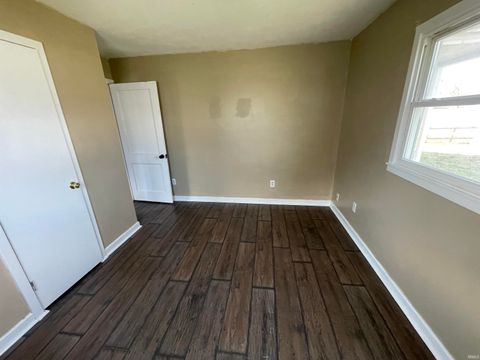 Tiny photo for 319 E Poplar Street, Kokomo, IN 46902 (MLS # 202609395)