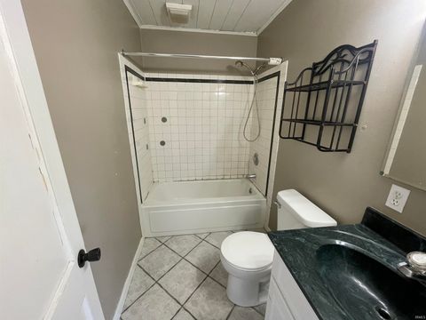 Tiny photo for 319 E Poplar Street, Kokomo, IN 46902 (MLS # 202609395)