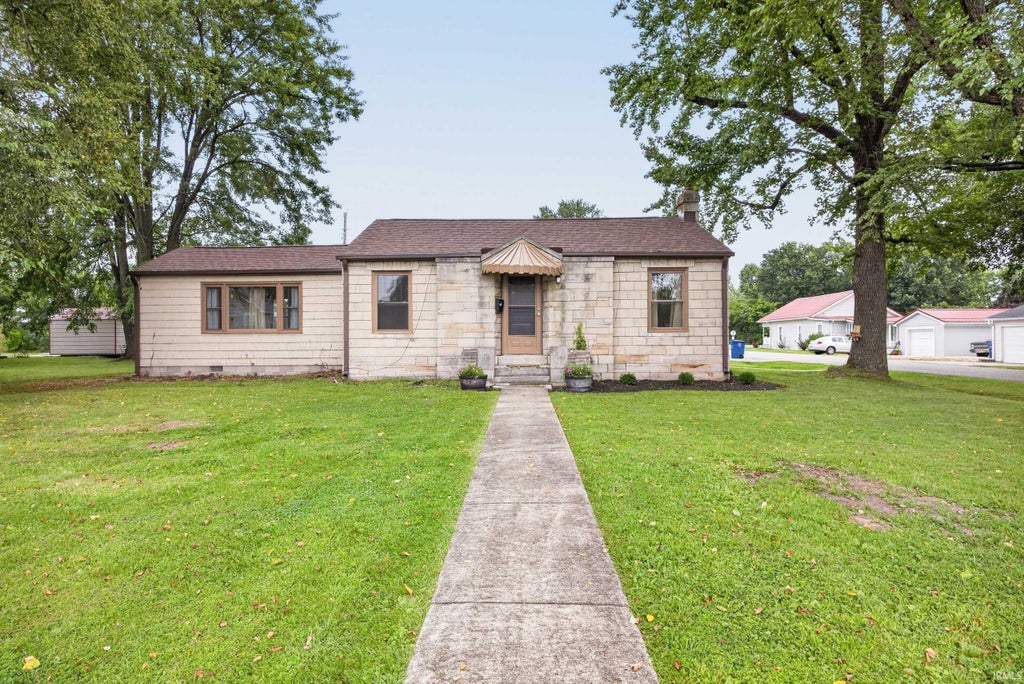 Photo of 1201 W Warren Street, Mitchell, IN 47446 (MLS # 202632178)