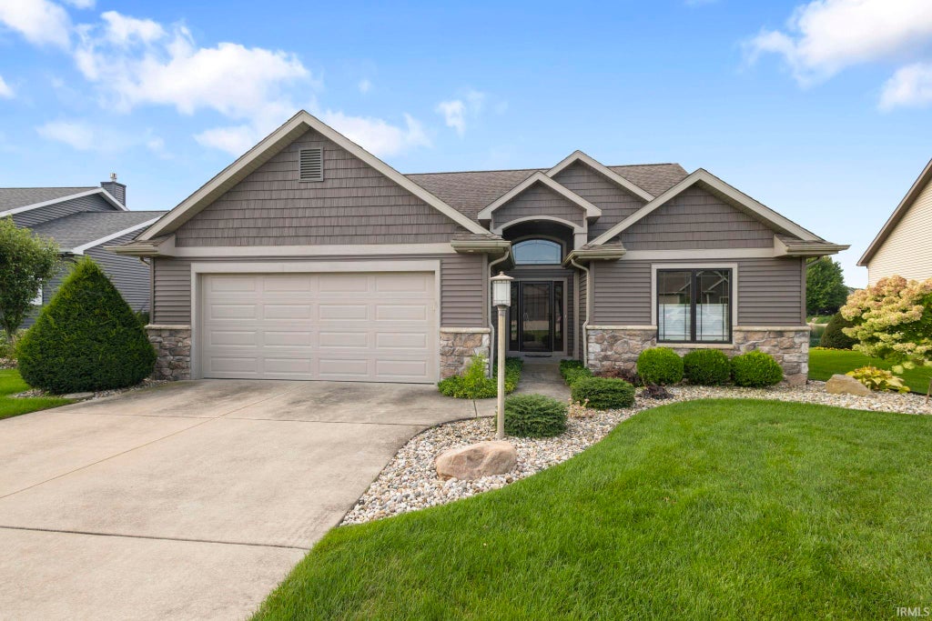 Photo of 4021 Timber Lane, Elkhart, IN 46514 (MLS # 202636161)