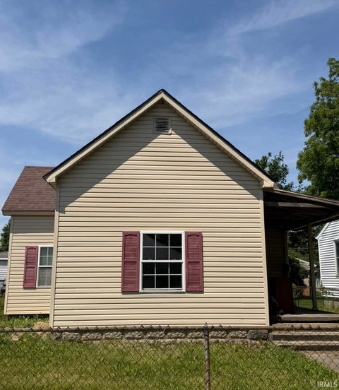 Photo of 1031 S DELPHOS Street, Kokomo, IN 46902 (MLS # 202621825)