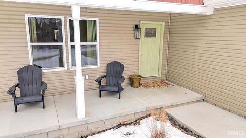 Tiny photo for 50 Sherwood Lane, Bedford, IN 47421 (MLS # 202604145)