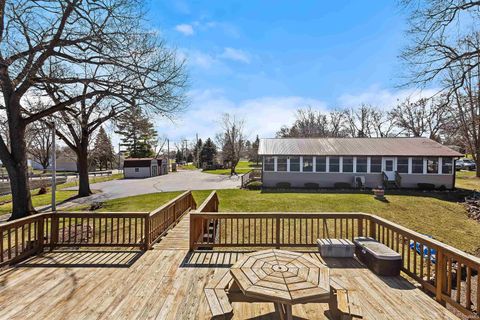 Photo of 3981 E Parses Road, Monticello, IN 47960 (MLS # 202609972)