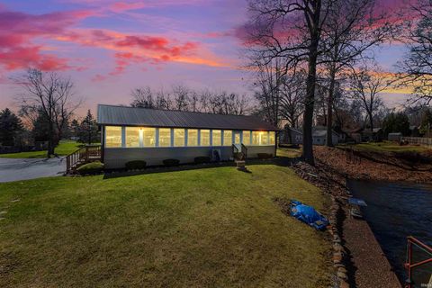 Tiny photo for 3981 E Parses Road, Monticello, IN 47960 (MLS # 202609972)