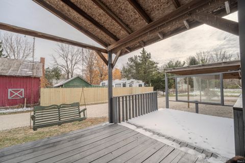 Tiny photo for 8605 W ST RD 26, Rossville, IN 46065 (MLS # 202545795)