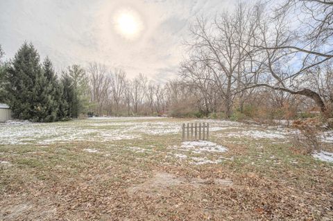 Tiny photo for 8605 W ST RD 26, Rossville, IN 46065 (MLS # 202545795)