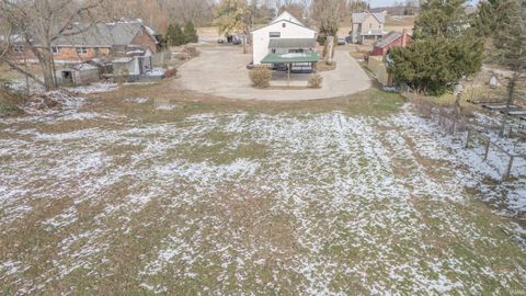 Tiny photo for 8605 W ST RD 26, Rossville, IN 46065 (MLS # 202545795)