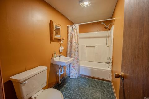 Tiny photo for 8605 W ST RD 26, Rossville, IN 46065 (MLS # 202545795)