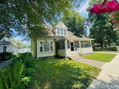 Tiny photo for 820 E SYCAMORE Street, Kokomo, IN 46901 (MLS # 202527903)