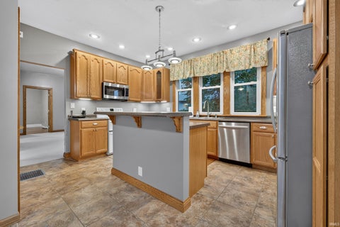 Tiny photo for 2313 High Street, Logansport, IN 46947 (MLS # 202638490)