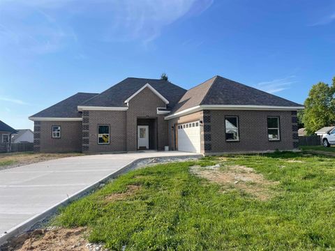Photo of 2534 Chrystal Woods Drive, Kokomo, IN 46901 (MLS # 202546706)