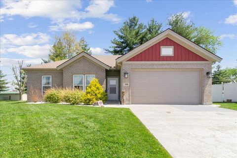 106 W Raider Court, Huntingburg, IN 47542 - #: 202514838