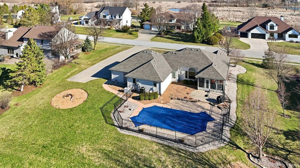 Photo of 9522 Poplar Creek Place, Leo, IN 46765 (MLS # 202607755)