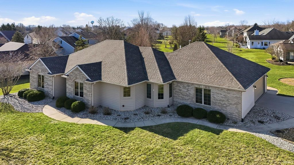 Photo of 9522 Poplar Creek Place, Leo, IN 46765 (MLS # 202607755)