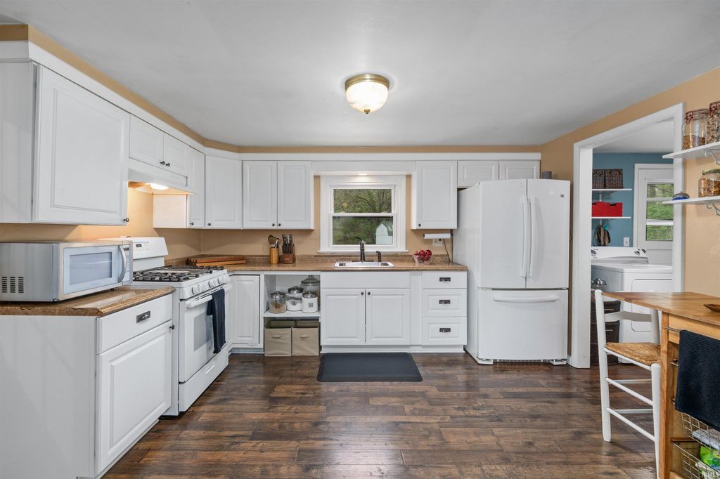 Photo of 3955 W Shady Side Road, Angola, IN 46703 (MLS # 202615608)