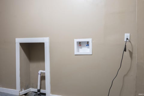 Tiny photo for 3728 Reed Street, Fort Wayne, IN 46806 (MLS # 202636744)
