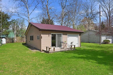 Tiny photo for 1145 Lakeshore Drive, Akron, IN 46910 (MLS # 202611960)
