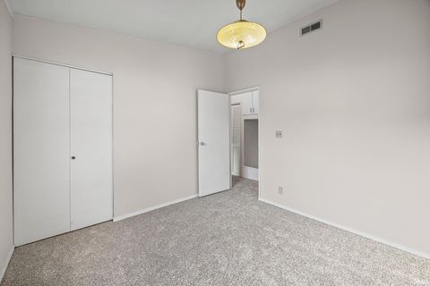 Tiny photo for 2605 Oxford Street, Lafayette, IN 47909 (MLS # 202545786)