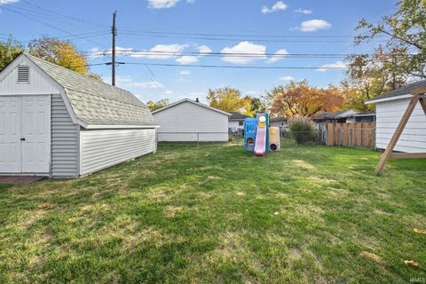 Tiny photo for 2605 Oxford Street, Lafayette, IN 47909 (MLS # 202545786)
