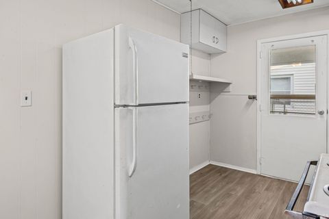 Tiny photo for 2605 Oxford Street, Lafayette, IN 47909 (MLS # 202545786)