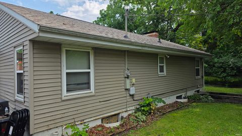 Tiny photo for 2410 Union Street, Lafayette, IN 47904 (MLS # 202523581)