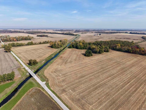 Tiny photo for 1484 N 1000 W, Medaryville, IN 47957 (MLS # 202644292)