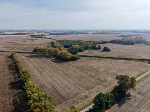 Tiny photo for 1484 N 1000 W, Medaryville, IN 47957 (MLS # 202644292)