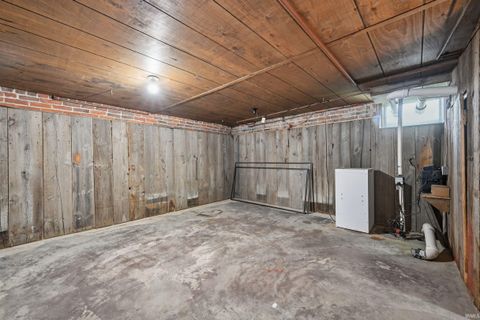 Tiny photo for 607 S Main Street, Farmland, IN 47340 (MLS # 202618302)