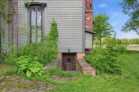 Tiny photo for 607 S Main Street, Farmland, IN 47340 (MLS # 202618302)