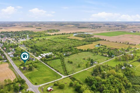 Tiny photo for 607 S Main Street, Farmland, IN 47340 (MLS # 202618302)