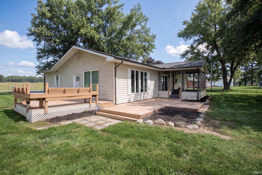 Photo of 11432 King Road, Plymouth, IN 46563 (MLS # 202635563)