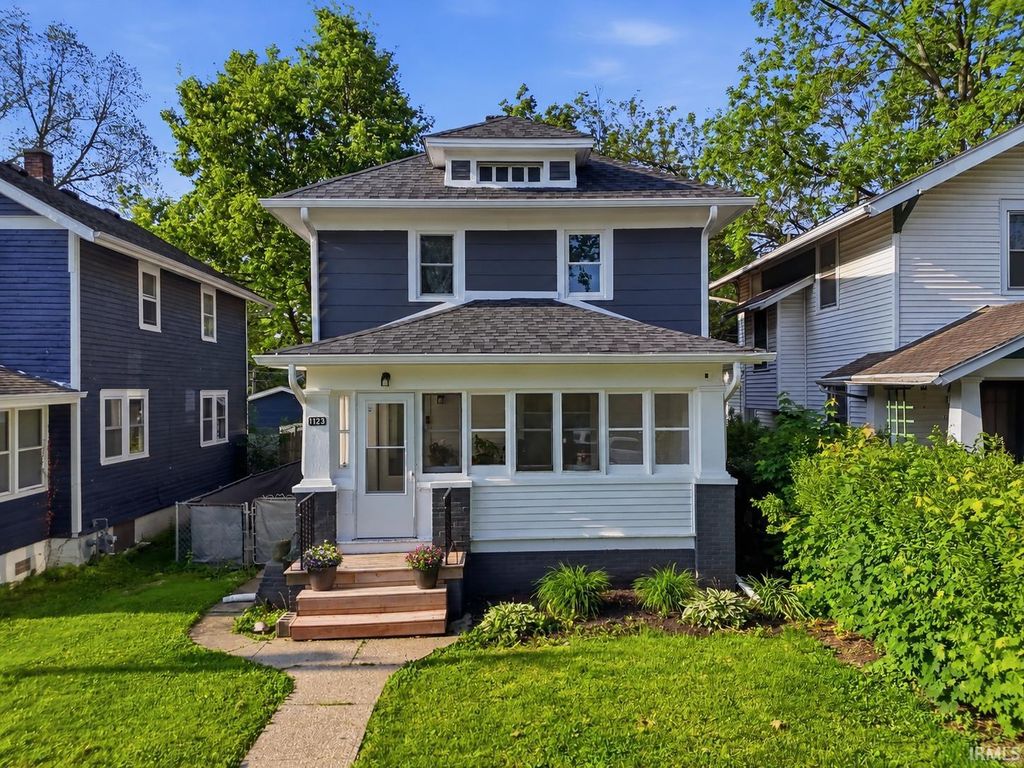 Photo of 1123 Kinsmoor Avenue, Fort Wayne, IN 46807 (MLS # 202619031)