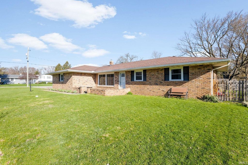 Photo of 23729 River Manor Boulevard, Elkhart, IN 46516 (MLS # 202615977)