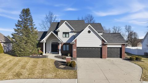 Photo of 7232 Hawksnest Trail, Fort Wayne, IN 46835 (MLS # 202606752)