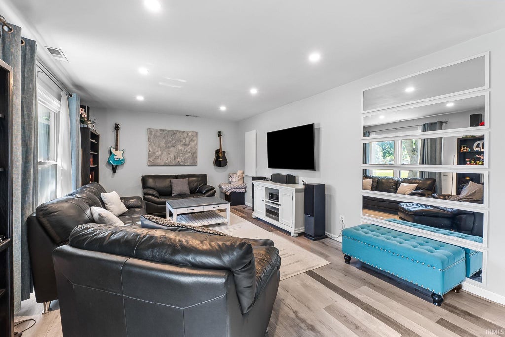 Photo of 6140 Seabree Lane, Fort Wayne, IN 46835 (MLS # 202623287)