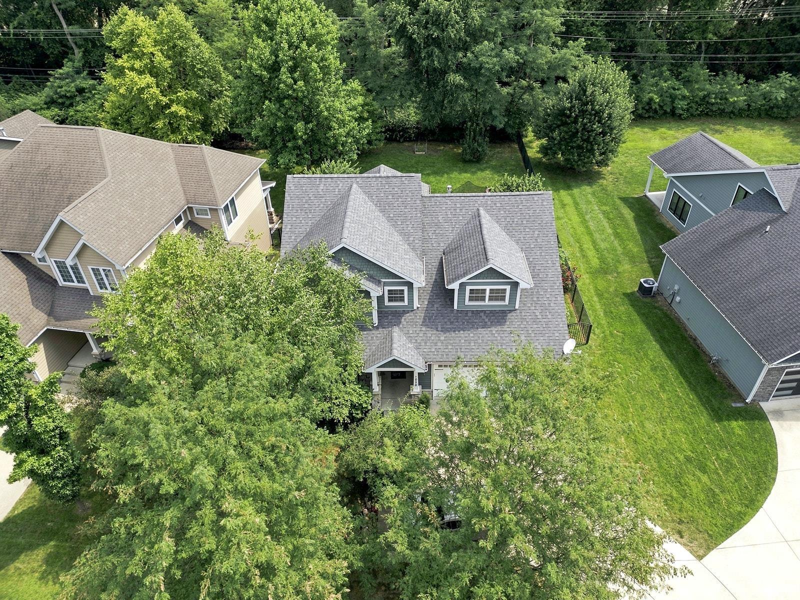1020 Happy Hollow Road