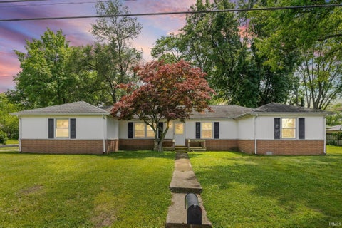 Tiny photo for 201 W Navajo Street, West Lafayette, IN 47906 (MLS # 202624172)