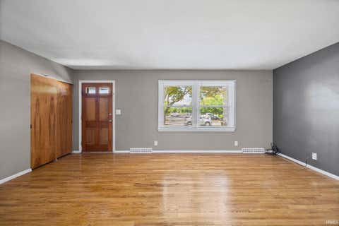 Tiny photo for 201 W Navajo Street, West Lafayette, IN 47906 (MLS # 202624172)