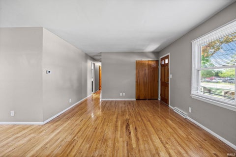 Tiny photo for 201 W Navajo Street, West Lafayette, IN 47906 (MLS # 202624172)