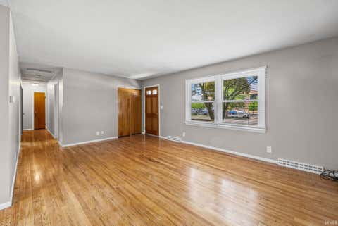 Tiny photo for 201 W Navajo Street, West Lafayette, IN 47906 (MLS # 202624172)