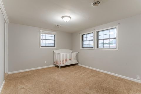Tiny photo for 1250 Maple Court Street, Evansville, IN 47714 (MLS # 202615534)
