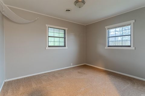 Tiny photo for 1250 Maple Court Street, Evansville, IN 47714 (MLS # 202615534)