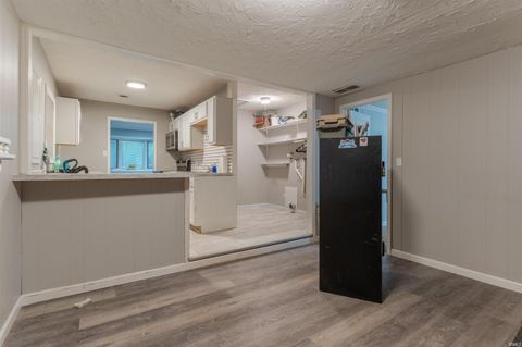 Tiny photo for 1250 Maple Court Street, Evansville, IN 47714 (MLS # 202615534)