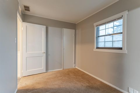 Tiny photo for 1250 Maple Court Street, Evansville, IN 47714 (MLS # 202615534)